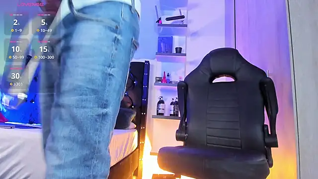 Snapshot of _Duriel chatting on January 31, 11:03 pm Duriel online show from January 31, 11:03 pm