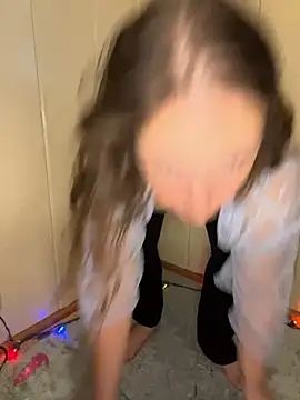 allnaturalmermaid online show from October 28, 3:25 pm