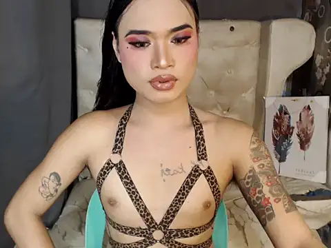 Snapshot of TSsexy_LOVERxxxx chatting on October 29, 7:43 am TSsexy LOVERxxxx online show from October 29, 7:43 am