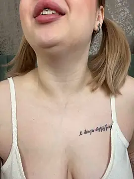 KellyMoors online show from October 10, 1:48 am