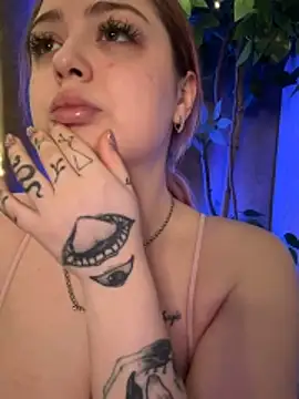 KellyMoors online show from March 2, 2:03 am