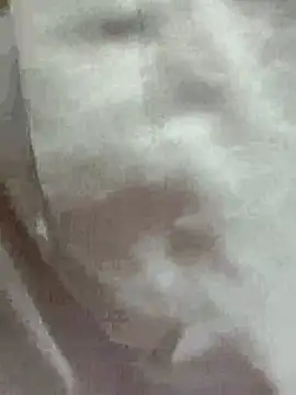 Lili 2love online show from December 17, 11:33 pm