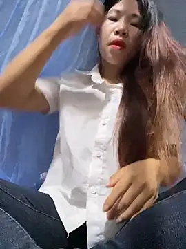 Snapshot of Noen_22 chatting on October 7, 1:03 am Noen 22 online show from October 7, 1:03 am