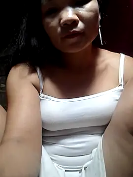 Snapshot of maybaby- chatting on October 3, 3:09 pm maybaby- online show from October 3, 3:09 pm
