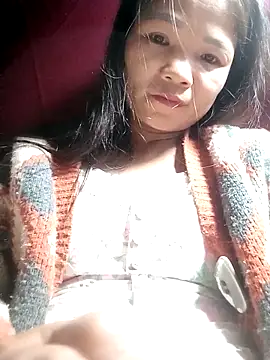 Snapshot of maybaby- chatting on October 11, 11:09 am maybaby- online show from October 11, 11:09 am