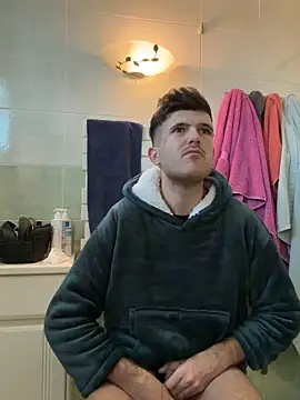 Snapshot of VersaGoo chatting on March 7, 9:28 am VersaGoo online show from March 7, 9:28 am