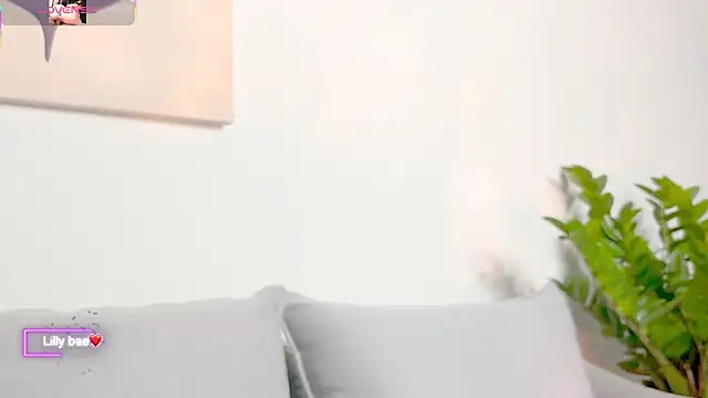 Lil asianxyz online show from May 10, 2:33 pm