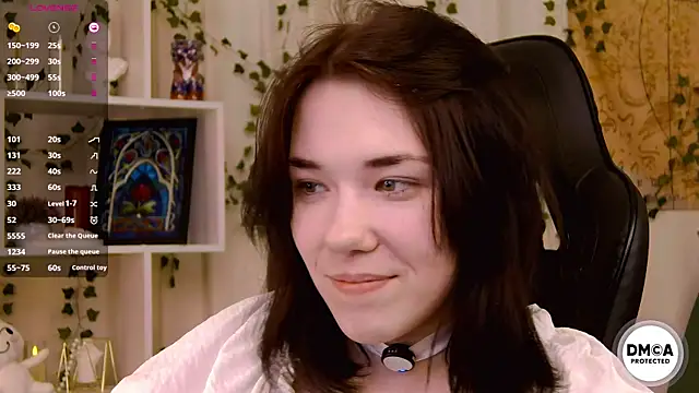 Kelly foox online show from February 14, 11:40 am