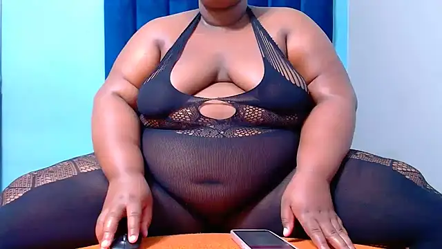 LadyBear2002 online show from July 9, 6:23 pm