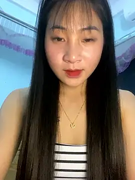 banlinh004 online show from January 18, 3:38 pm