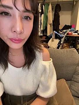 Snapshot of rena_rena_rena chatting on October 29, 4:53 pm rena rena rena online show from October 29, 4:53 pm