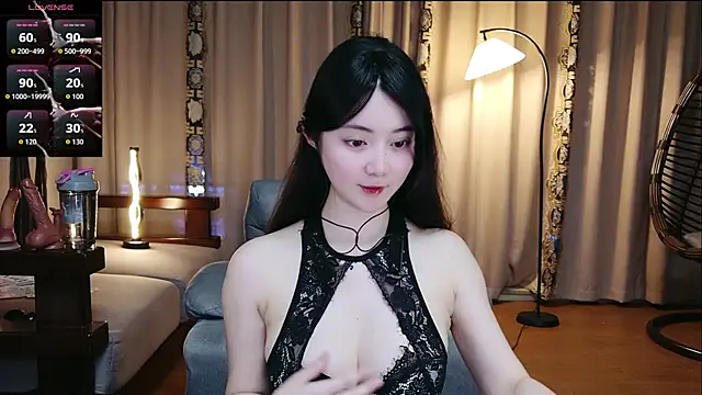 Snapshot of yuyu2004live chatting on June 23, 12:36 pm yuyu2004live online show from June 23, 12:36 pm
