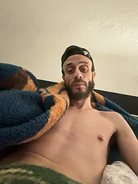 cesar8906 online show from April 1, 9:10 am