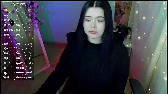 Snapshot of Mona_Esty chatting on May 3, 6:30 am Mona Esty online show from May 3, 6:30 am