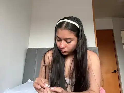 Snapshot of camilita1820 chatting on October 21, 8:31 pm camilita1820 online show from October 21, 8:31 pm
