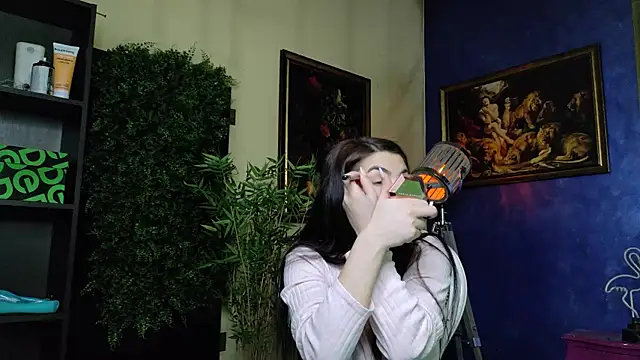 nicolepalmer online show from February 5, 7:57 am