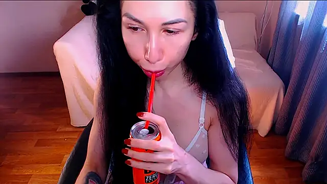 Snapshot of Fairy_elya_hot chatting on June 29, 11:32 am Fairy elya hot online show from June 29, 11:32 am