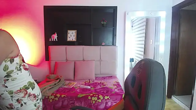 Andy Eagleton 20  online show from February 4, 9:09 pm