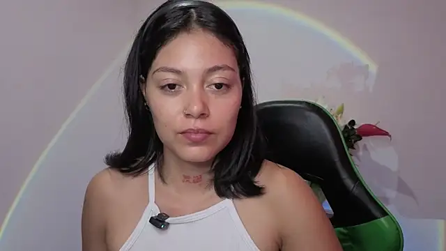 Qadeshoficial online show from April 17, 6:55 pm