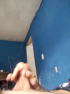 Snapshot of IZ2398 chatting on November 24, 4:29 pm IZ2398 online show from November 24, 4:29 pm