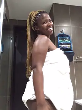 Snapshot of BarbioTheEmpressXxxxx chatting on February 5, 9:19 pm BarbioTheEmpressXxxxx online show from February 5, 9:19 pm