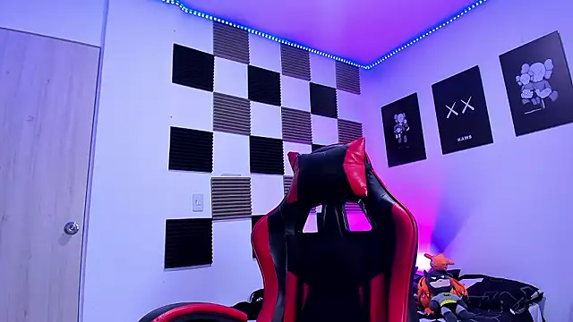 jeycobb online show from February 15, 11:52 am