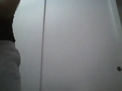 Snapshot of Sunny_Pebble chatting on November 8, 3:50 am Sunny Pebble online show from November 8, 3:50 am