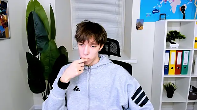 MarkBranston online show from February 8, 2:42 pm