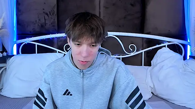 MarkBranston online show from March 30, 9:21 am