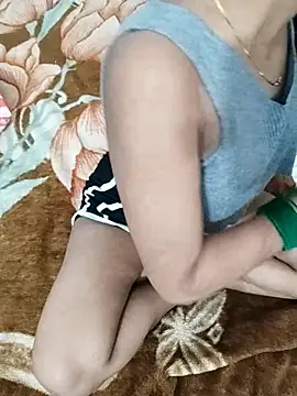 Snapshot of Saniya_Doll chatting on July 7, 9:35 am Saniya Doll online show from July 7, 9:35 am
