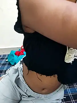 Snapshot of Saniya_Doll chatting on July 25, 9:23 pm Saniya Doll online show from July 25, 9:23 pm