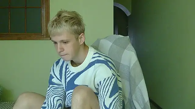 Snapshot of _Timmy_Boy_ chatting on October 18, 7:31 am  Timmy Boy  online show from October 18, 7:31 am