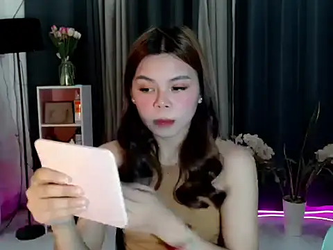 buttycamillex online show from May 6, 4:34 pm