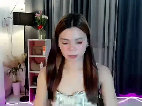 buttycamillex online show from May 18, 4:13 pm