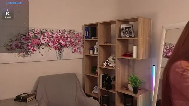 Eileen Burton online show from April 12, 6:35 pm