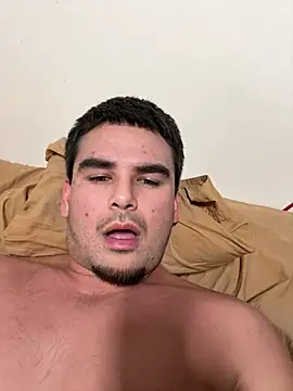 Snapshot of Leeeek23 chatting on January 9, 2:25 am Leeeek23 online show from January 9, 2:25 am