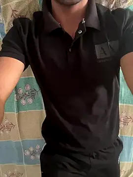 Snapshot of OooYessboyy chatting on October 5, 12:03 pm OooYessboyy online show from October 5, 12:03 pm