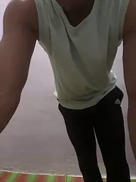 Snapshot of OooYessboyy chatting on November 13, 6:07 pm OooYessboyy online show from November 13, 6:07 pm