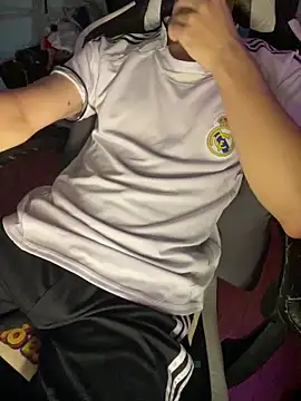 Wuza-H online show from December 4, 8:50 pm