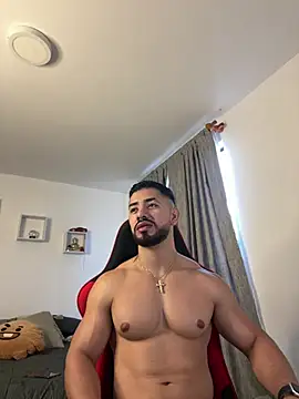 Ezzio Scolaro online show from March 19, 10:14 pm