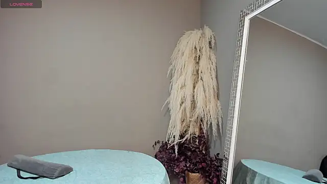 daenerysxxx online show from January 7, 5:10 am