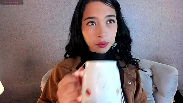 alahia hank online show from January 14, 6:13 pm