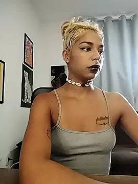 Helenoir online show from April 19, 2:27 pm