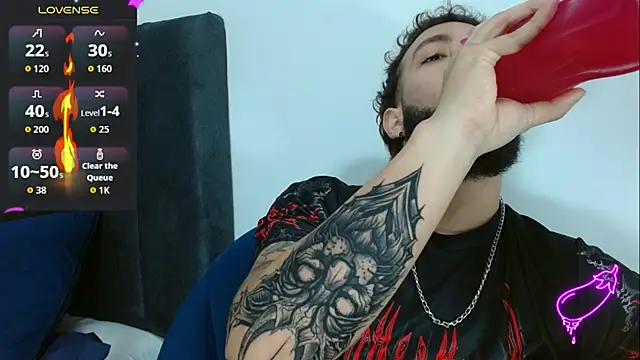 angel kyrozz online show from December 19, 7:10 pm