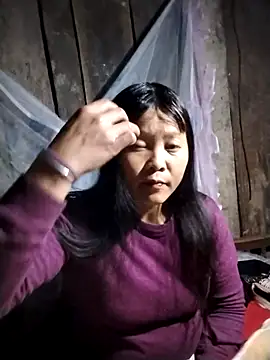 Snapshot of sumaybae chatting on February 4, 1:28 pm sumaybae online show from February 4, 1:28 pm