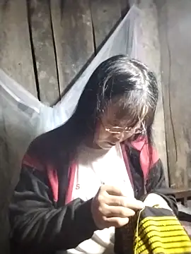 Snapshot of sumaybae chatting on February 6, 12:41 pm sumaybae online show from February 6, 12:41 pm