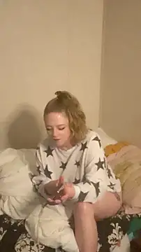 amandatheblondewife online show from January 19, 8:18 am