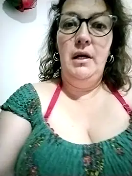 -saraqueen- online show from November 23, 9:25 pm