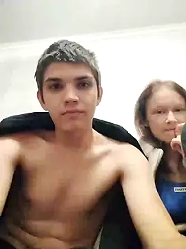 PartyIcyLov online show from October 4, 6:06 pm
