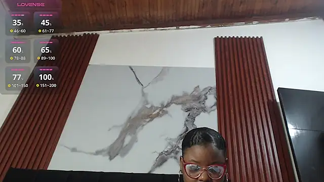 Snapshot of Kim_Browns chatting on July 11, 2:47 am Kim Browns online show from July 11, 2:47 am